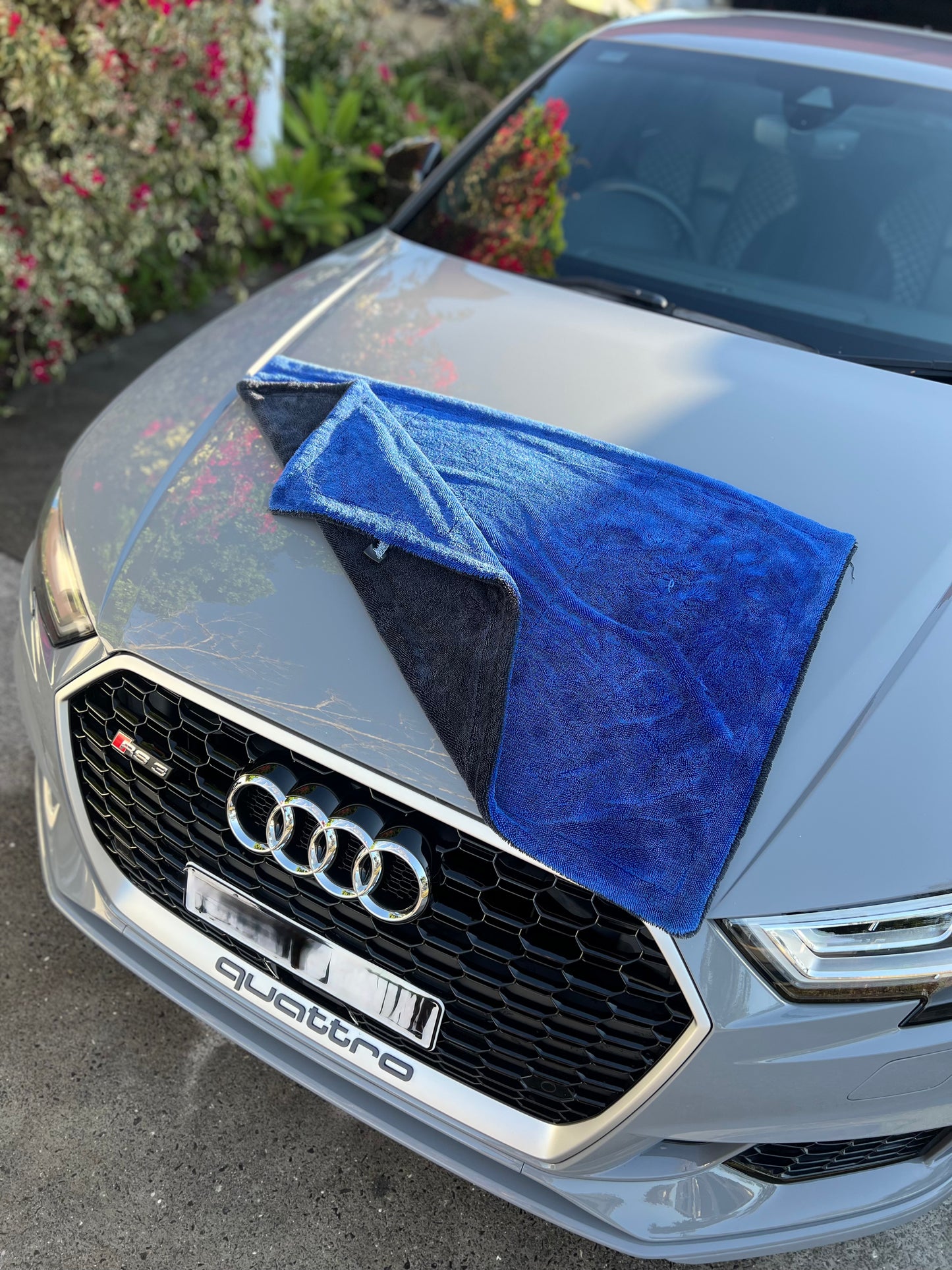 XL SIGNATURE DRYING TOWEL